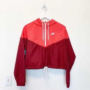 NIKE Cropped Windbreaker Pullover Red Pink 1/2 Zip Athletic Gym Sporty SIZE M